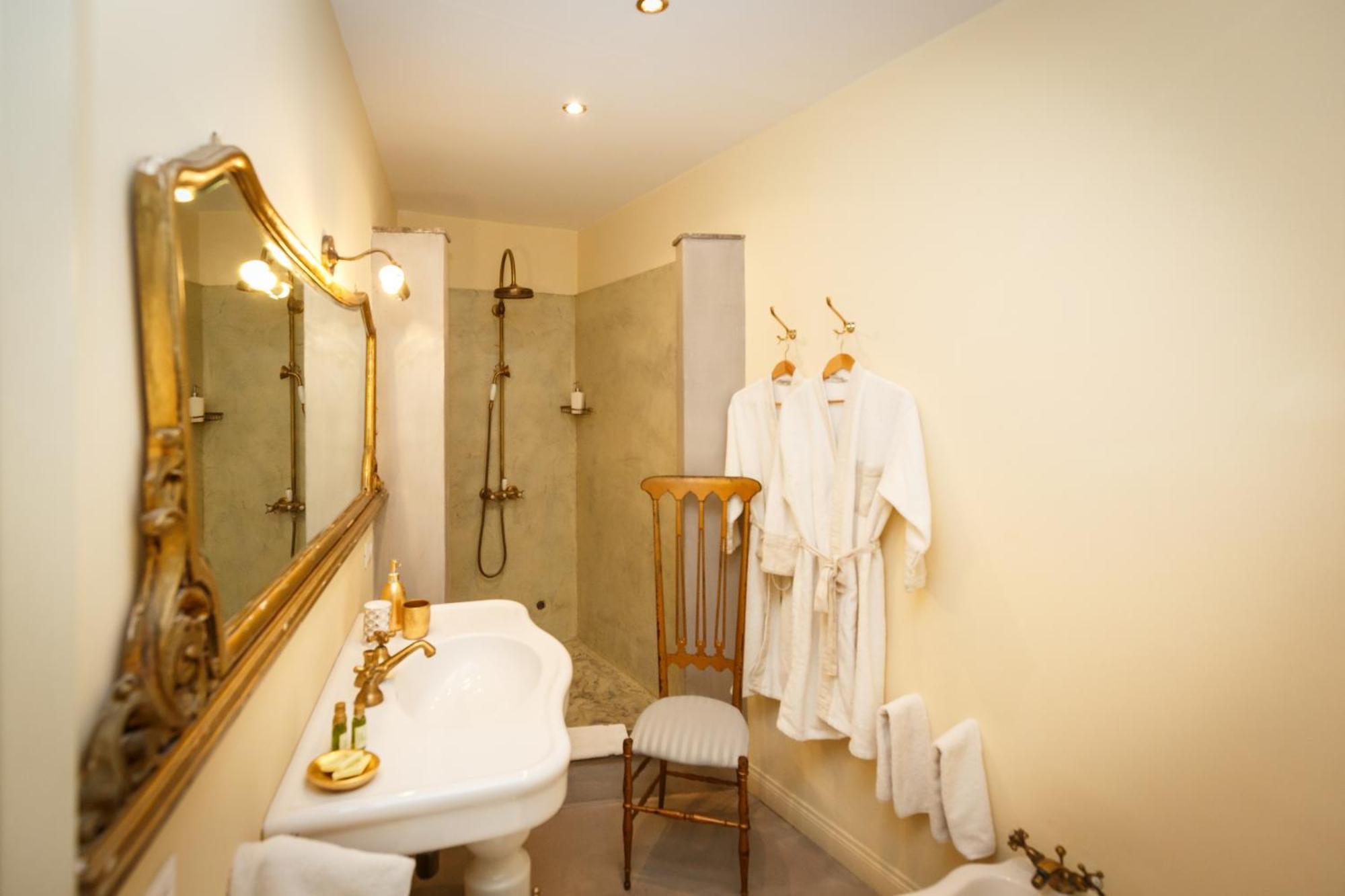 Bb 22 Charming Rooms & Apartments Палермо Екстериор снимка