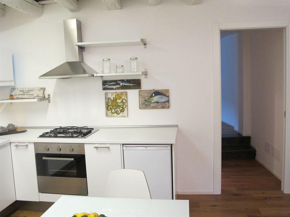 Bb 22 Charming Rooms & Apartments Палермо Екстериор снимка