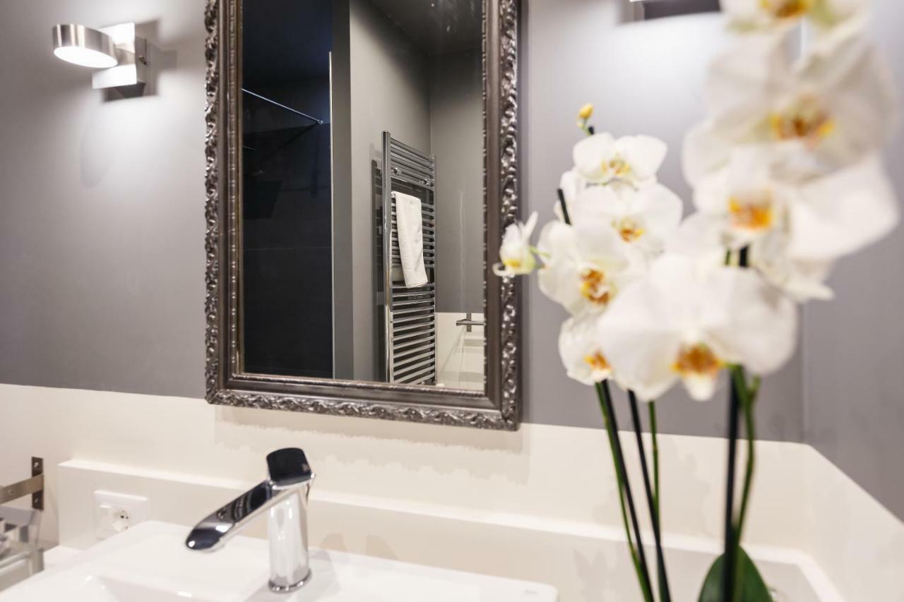 Bb 22 Charming Rooms & Apartments Палермо Екстериор снимка